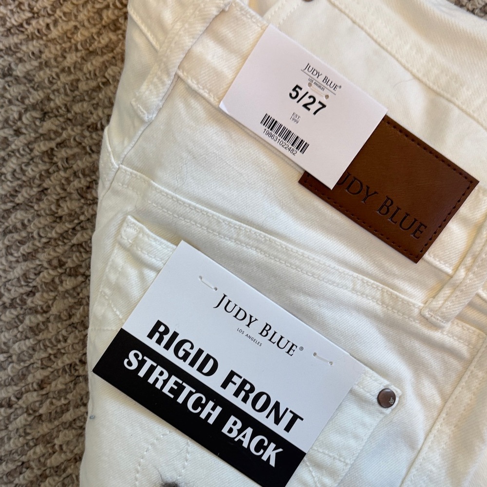 Judy Blue High-Waisted Rigid Magic Panel Barrel Jeans - Picture 5 of 5